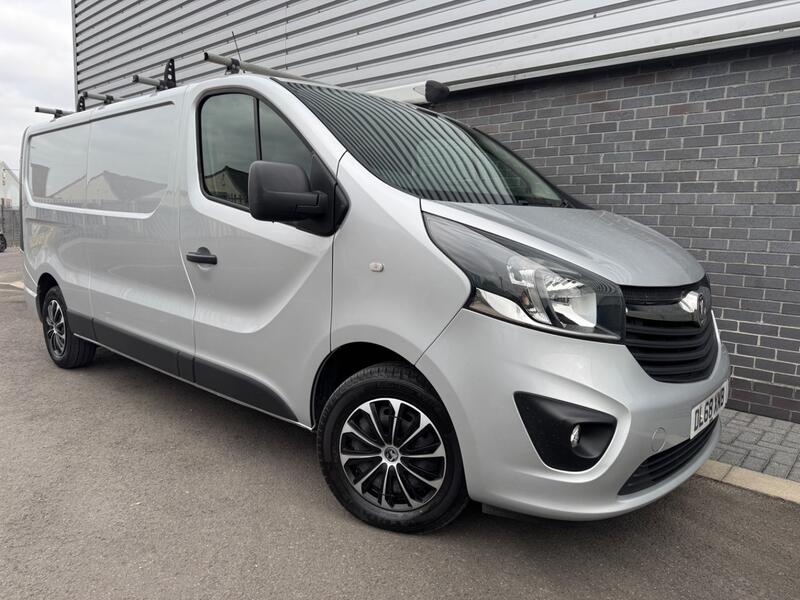 VAUXHALL VIVARO 1.6 CDTi 2900 BiTurbo ecoTEC Sportive
