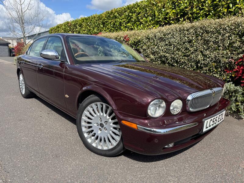 DAIMLER SUPER V8 4.2 V8